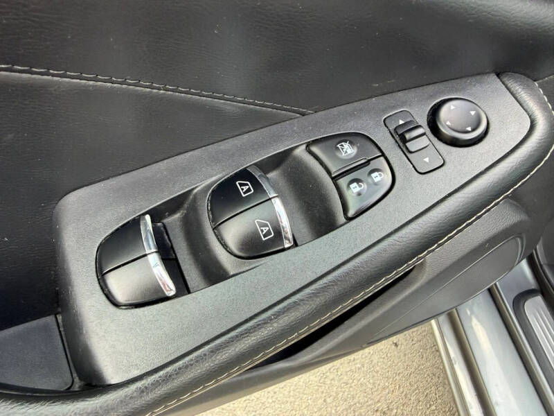 2017 Nissan Maxima