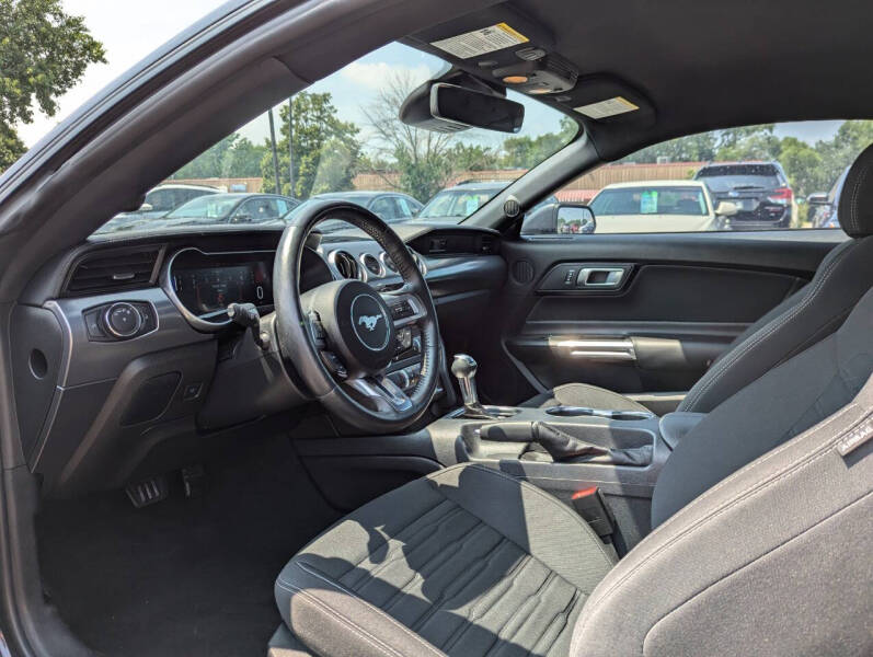 2022 Ford Mustang Mach 1