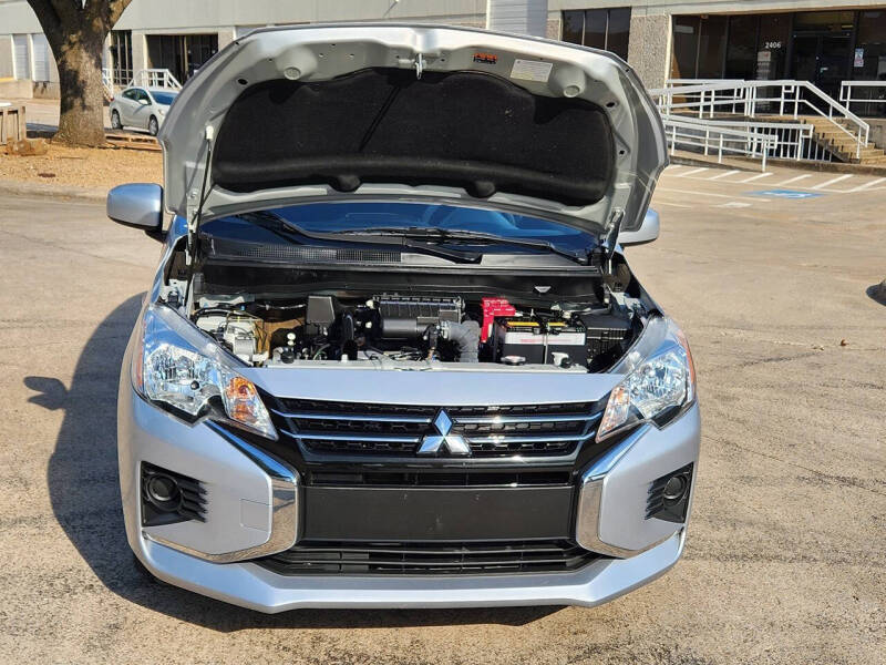 2024 Mitsubishi Mirage ES