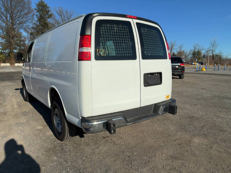 2021 Chevrolet Express 2500