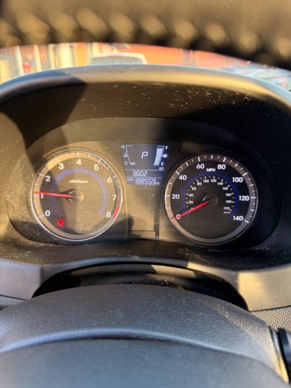 2013 Hyundai Accent SE