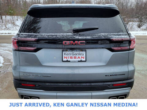 2024 GMC Acadia Elevation