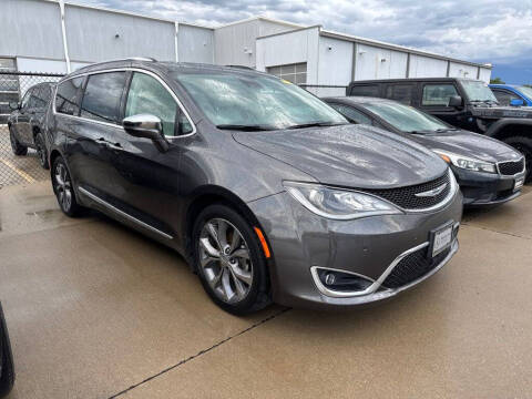 2019 Chrysler Pacifica Limited