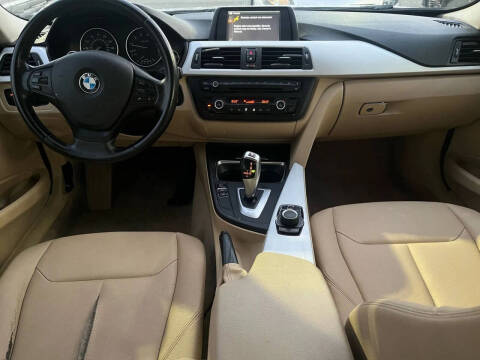 2013 BMW 3 Series 328i