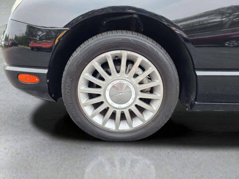 2005 Ford Thunderbird Deluxe