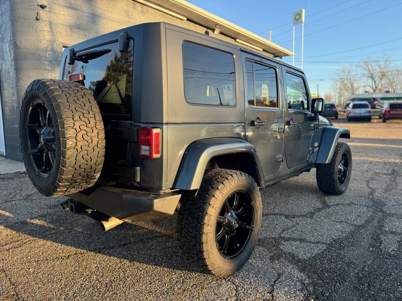 2008 Jeep Wrangler Unlimited for sale at ROUTE 8 AUTO SALES LLC in Peninsula, OH