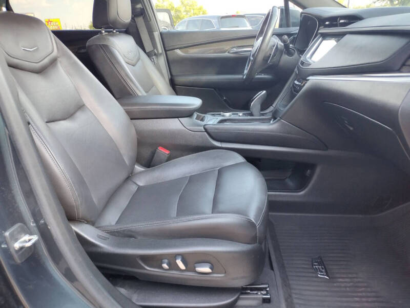 2021 Cadillac XT5 Sport