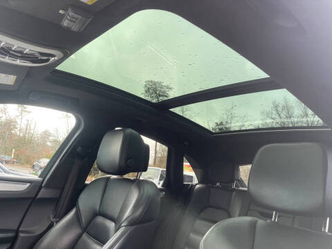 2016 Porsche Macan Turbo