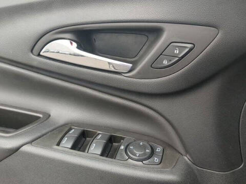 2025 Chevrolet Trax RS