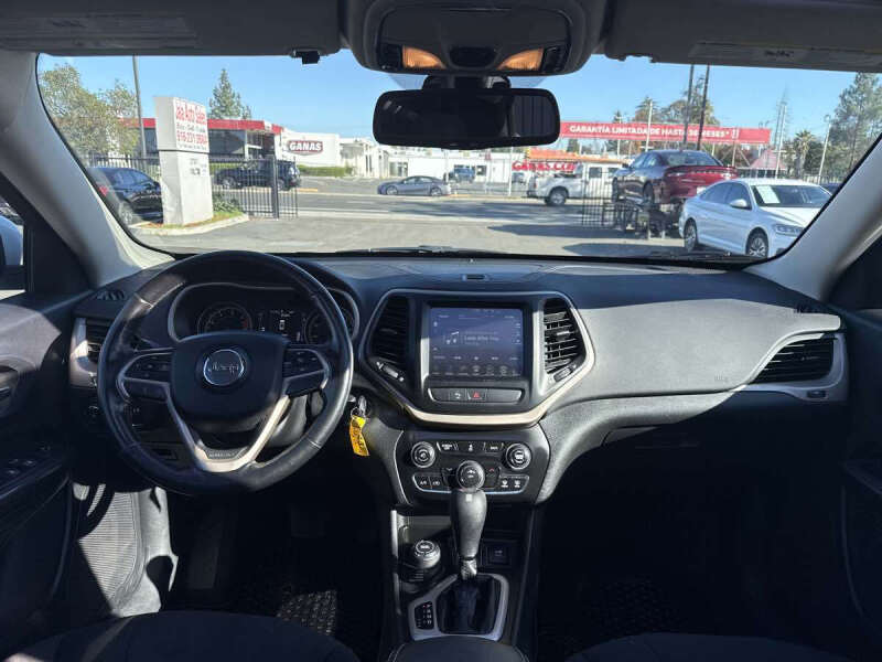 2017 Jeep Cherokee 75th Anniversary