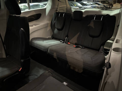 2021 Chrysler Pacifica Touring