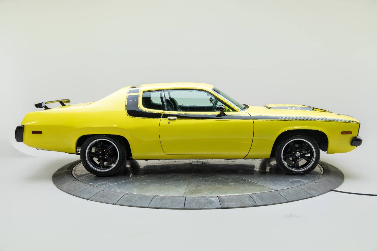 1973 Plymouth Roadrunner 23