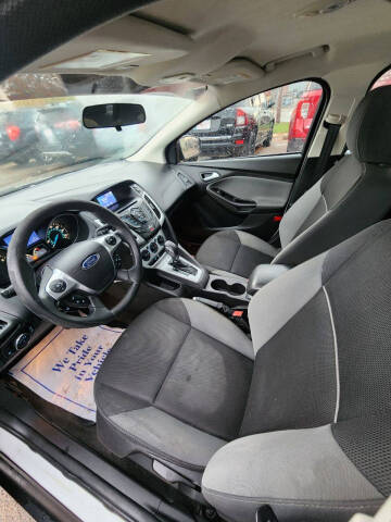 2013 Ford Focus SE
