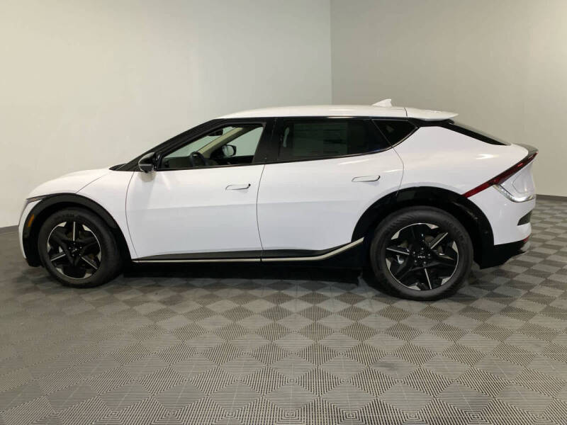 2025 Kia EV6 Wind