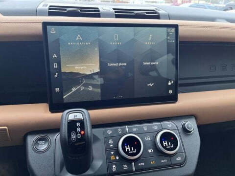 2023 Land Rover Defender 110 V8