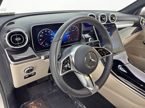 2023 Mercedes-Benz GLC GLC 300
