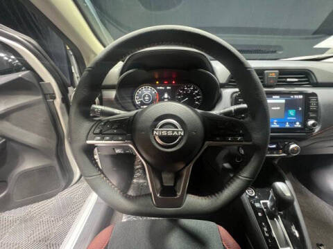 2025 Nissan Versa SR