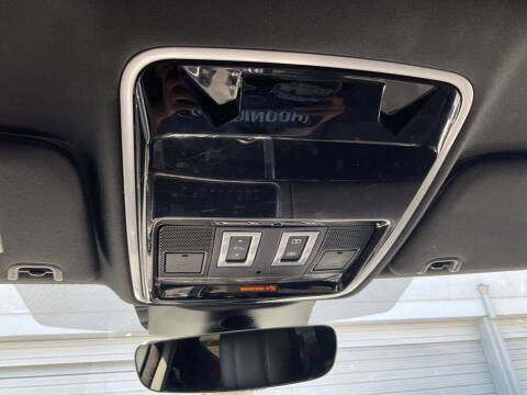 2020 Land Rover Range Rover Sport P525 HSE Dynamic