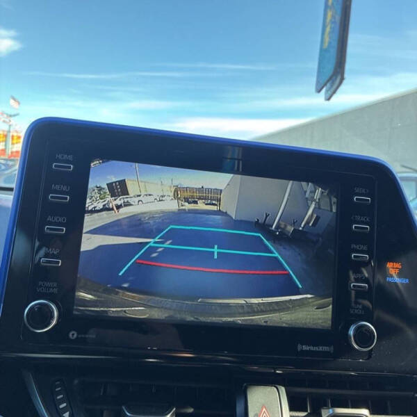 2020 Toyota C-HR XLE