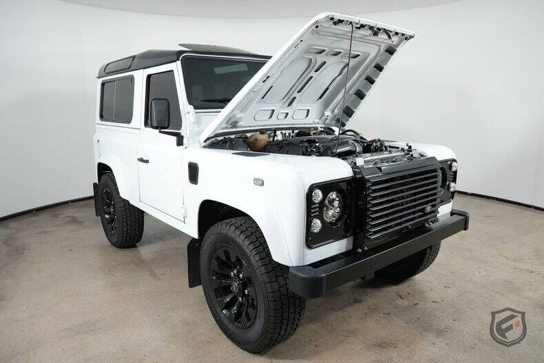 1986 Land Rover Defender
