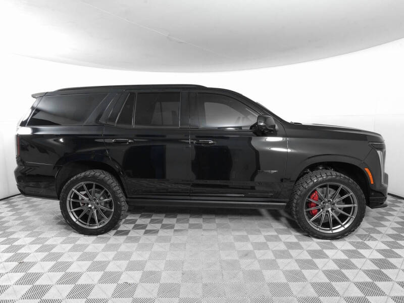 2025 Cadillac Escalade-V