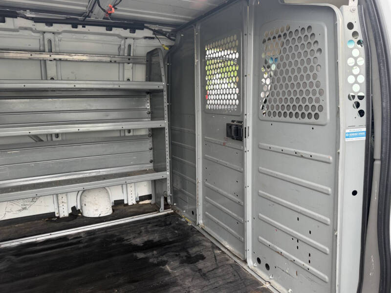 2017 Chevrolet Express 2500