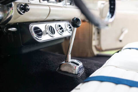 1957 Ford Thunderbird