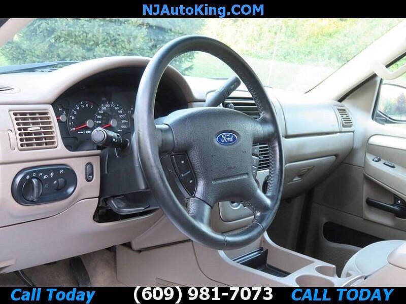 2003 Ford Explorer XLT