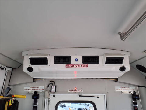 2018 Ford E-Series E-450 SD