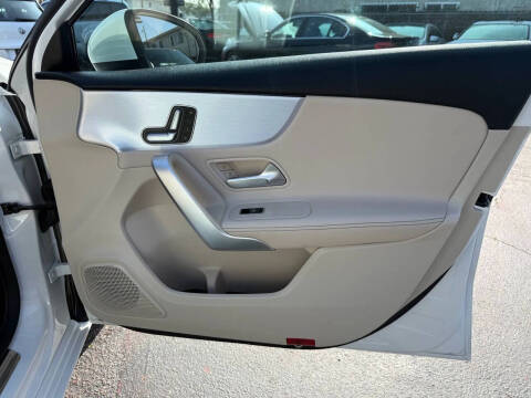 2019 Mercedes-Benz A-Class A 220