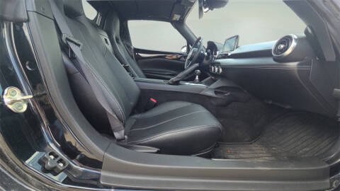 2023 Mazda MX-5 Miata RF Grand Touring