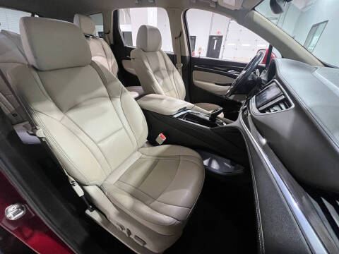 2020 Buick Enclave Essence