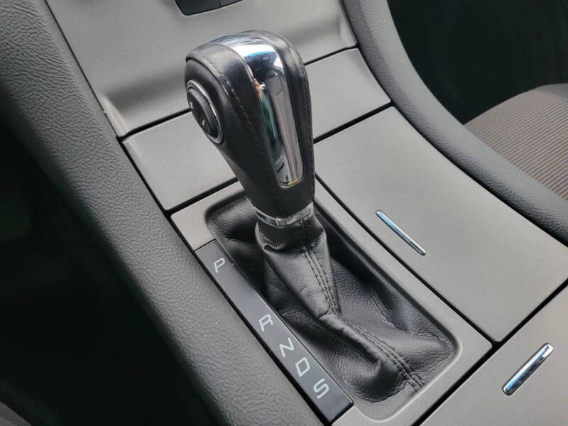 2017 Ford Taurus SEL