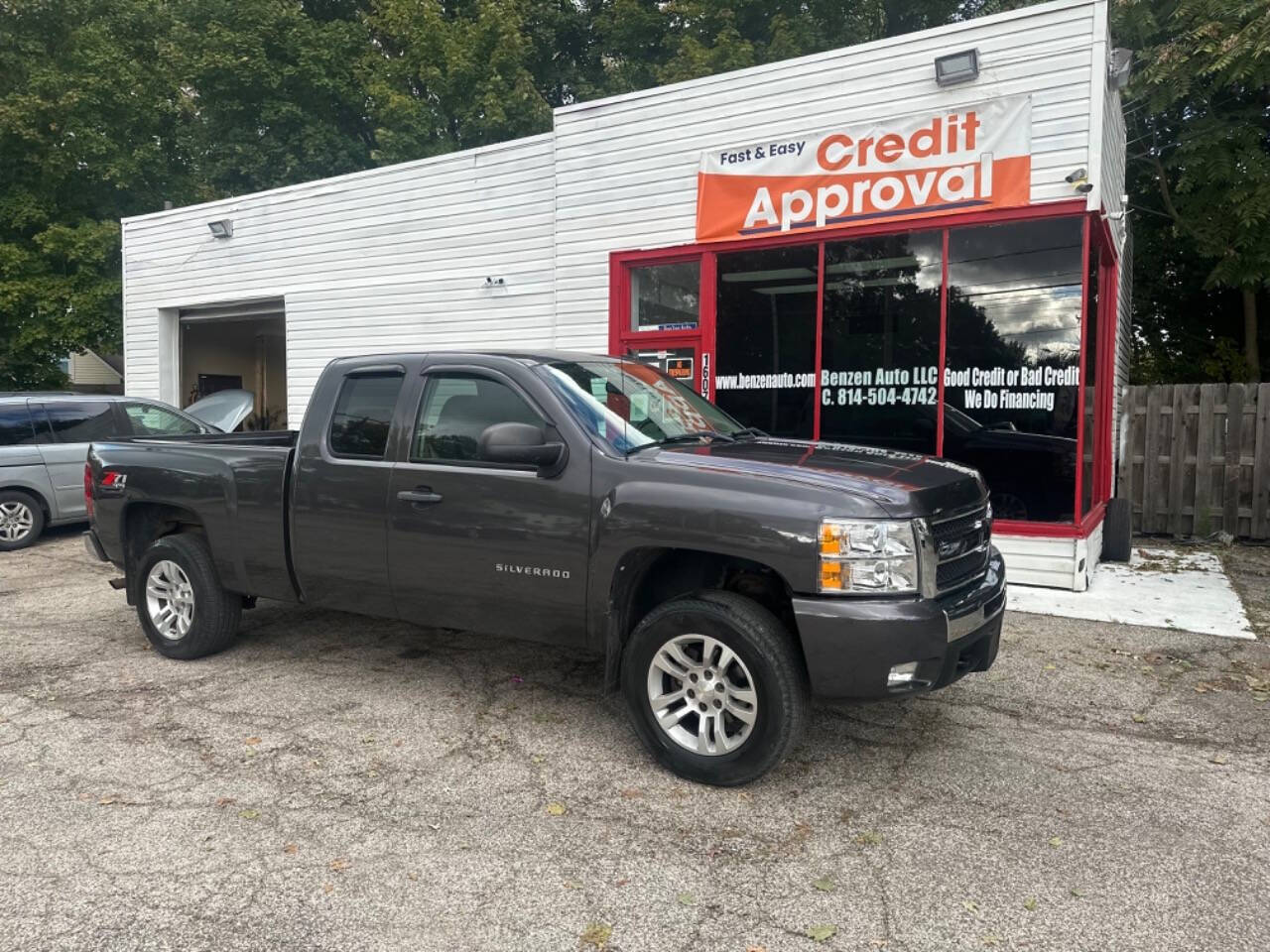 2011 Chevrolet Silverado 1500 for sale at BENZEN AUTO LLC in Ashtabula, OH