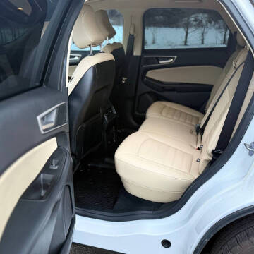 2022 Ford Edge SEL