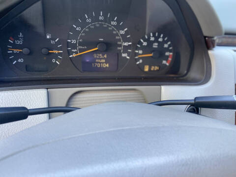 2000 Mercedes-Benz E-Class E 320