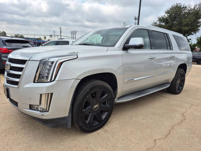 2016 Cadillac Escalade ESV Luxury Collection