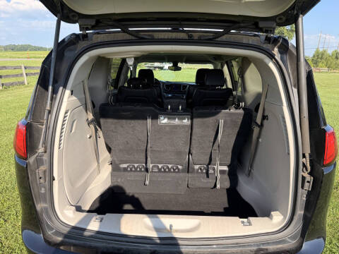 2017 Chrysler Pacifica Touring Plus