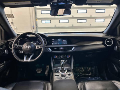 2022 Alfa Romeo Stelvio Ti