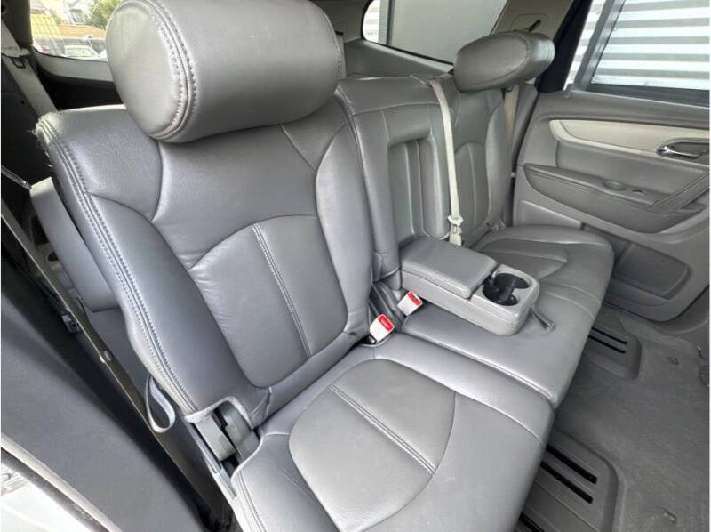 2014 Chevrolet Traverse LS