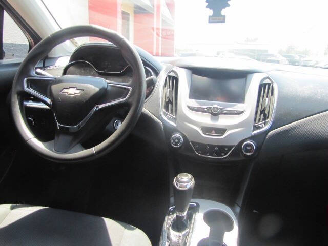 2017 Chevrolet Cruze LS Auto