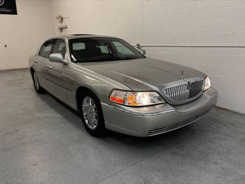 2006 Lincoln Town Car Signature Limited