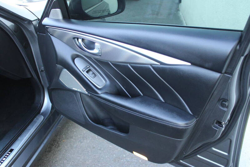 2017 Infiniti Q50 Red Sport 400