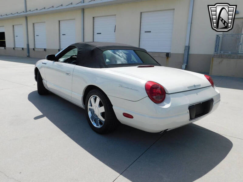 2002 Ford Thunderbird Deluxe