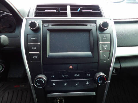 2016 Toyota Camry SE