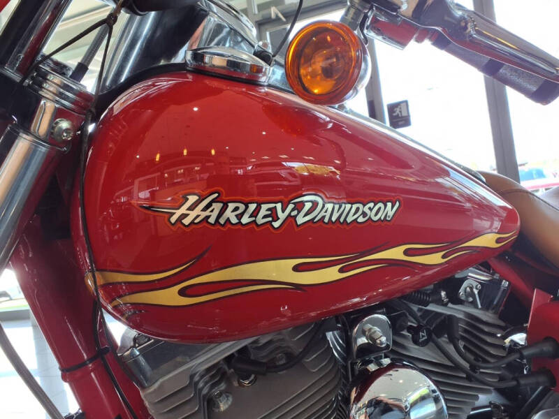2001 Harley-Davidson Dyna Wide Glide CVO