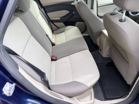 2012 Ford Focus SE