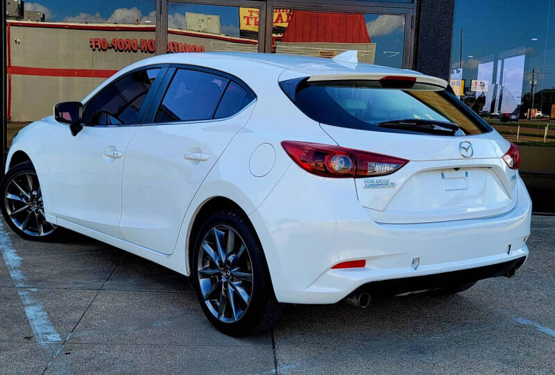 2018 Mazda MAZDA3 Grand Touring