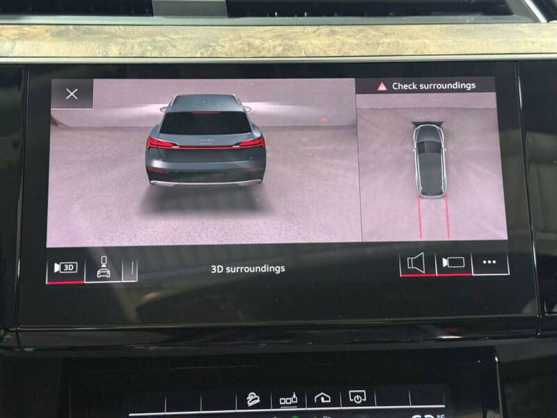 2019 Audi e-tron quattro Premium Plus