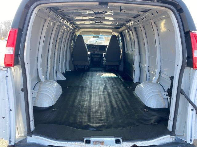 2024 GMC Savana 2500